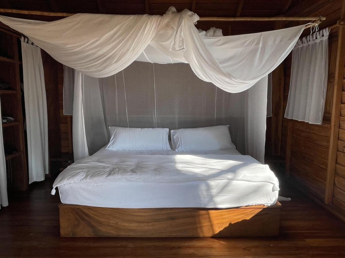 Calamocha Lodge Playa Santa Teresa  Esterno foto