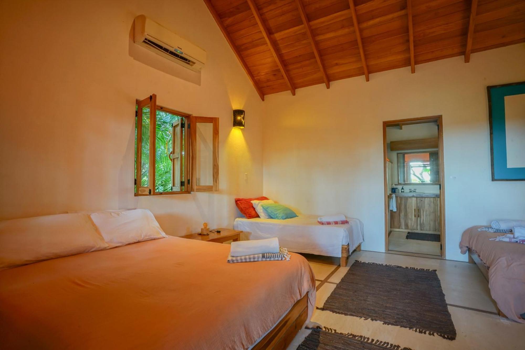 Calamocha Lodge Playa Santa Teresa  Esterno foto